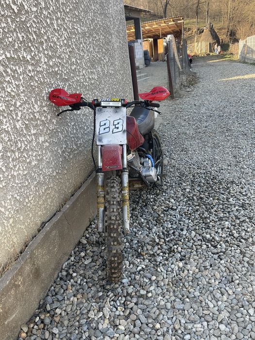 Vand sau schimb cu ATV cross 250cc
