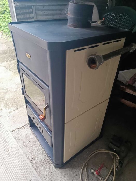 Камина Прити C1B10 с водна риза + радиатори + помпа + UPS