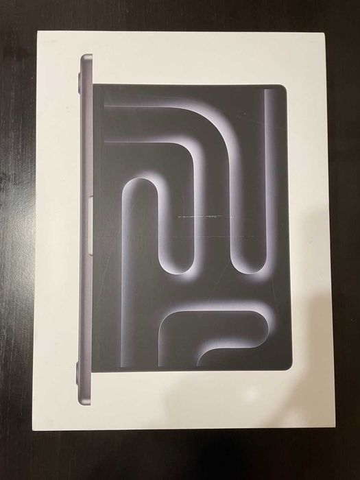 Кутия за MacBook