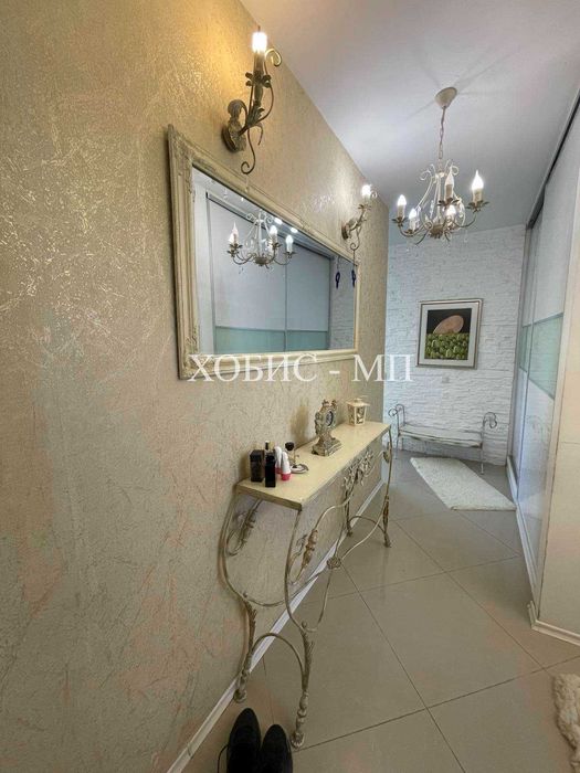 Продава се Тристаен апартамент в Пловдив, Център - 105 кв.м за 1858 €/кв.м - Снимка #5