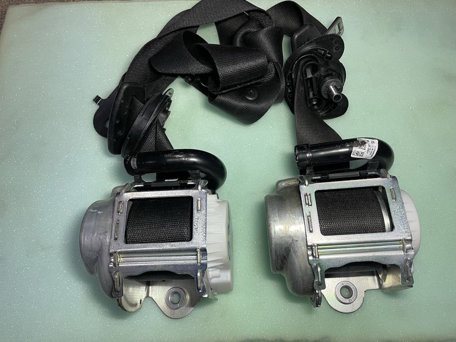 Set centuri fata BMW G30, G31 originale