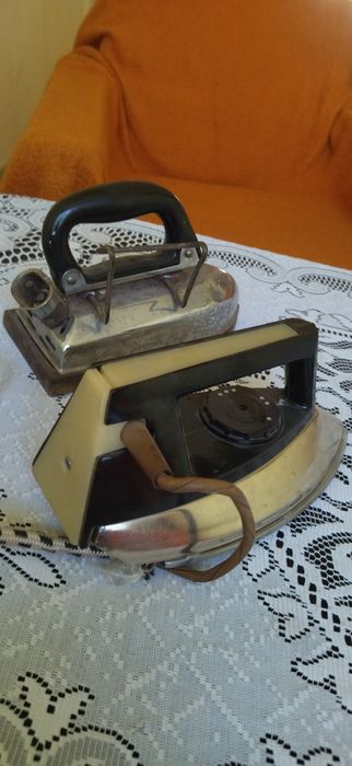Стари електрически ютии