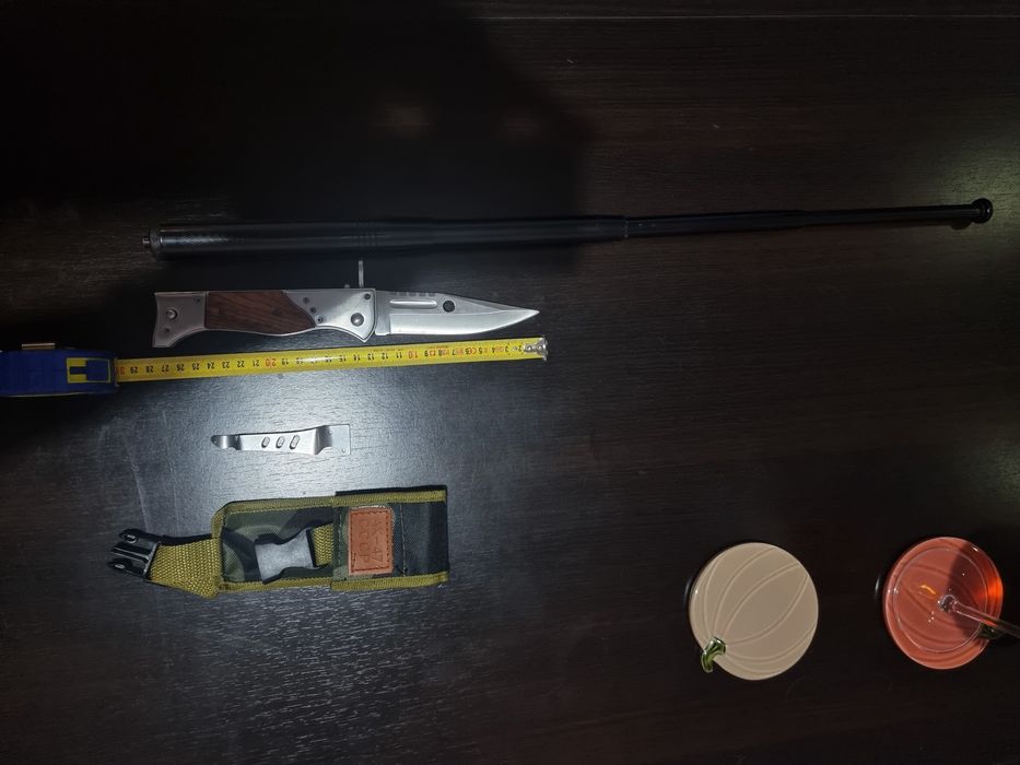 Vând telescopică și briceag