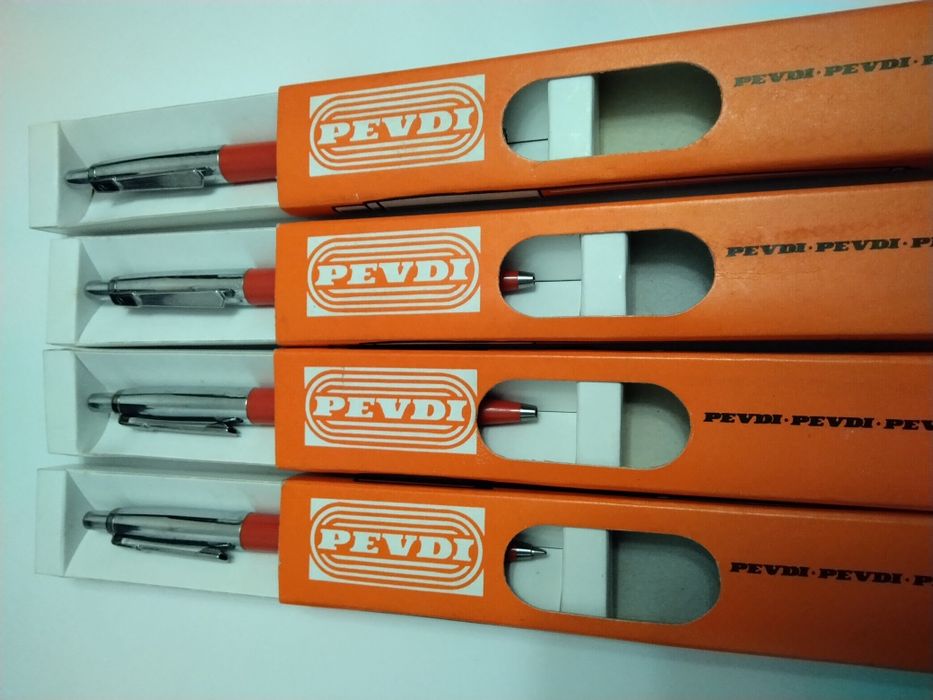 Продавам нови неизползвани химикалки PEVDI PAX от времето на 1985 г.