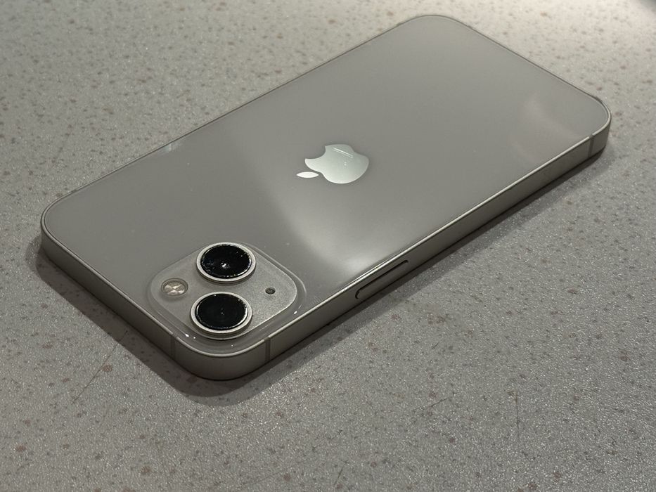 iPhone 13 128GB Starlight (бял) – Перфектен, 100% Батерия!