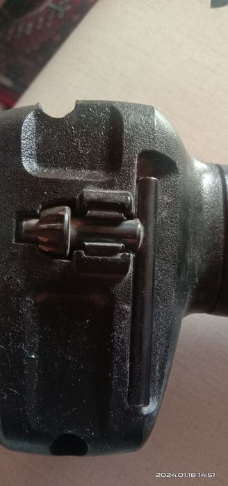 Дрель black and decker 6v