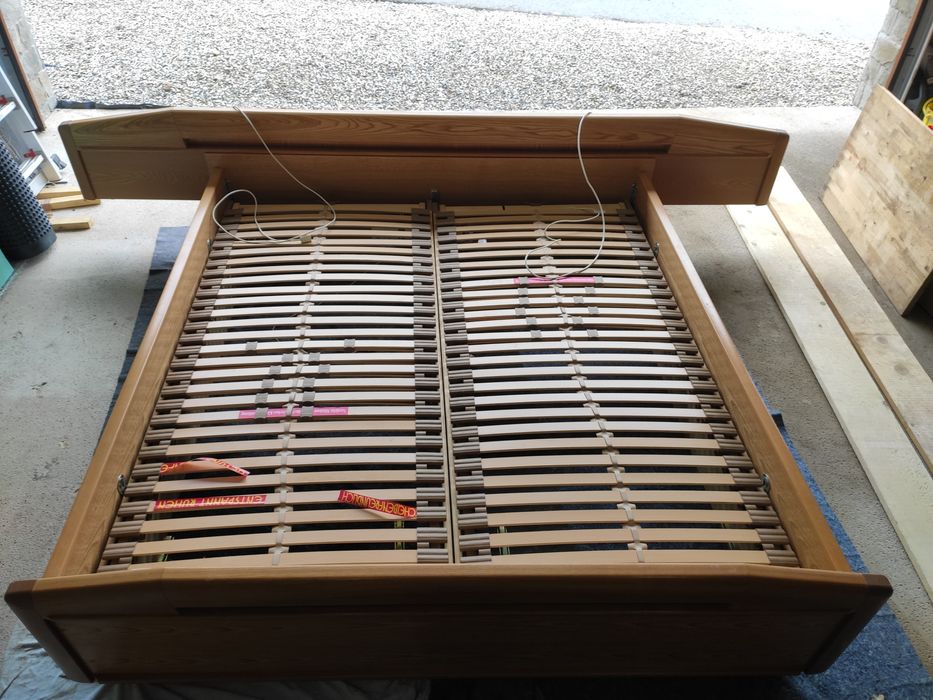 Спалня, масив фурнирована златен дъб