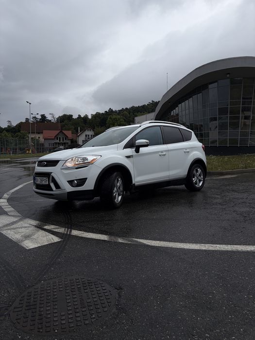 FORD Kuga 2011 — imagine 2