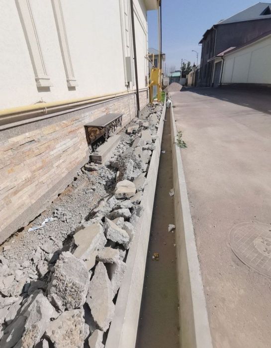 Ломаем старый бетон стяжку любой сложности !!! Перфораторщик !!!