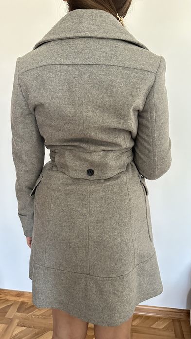 Продам женское пальто