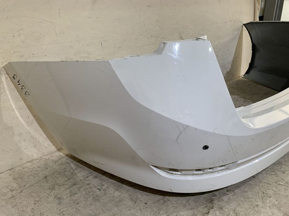 Bara spate  Skoda Octavia, 4, Kombi, Break, 2020, 2021, 2022, 2023, cod origine OE 5E7807421.