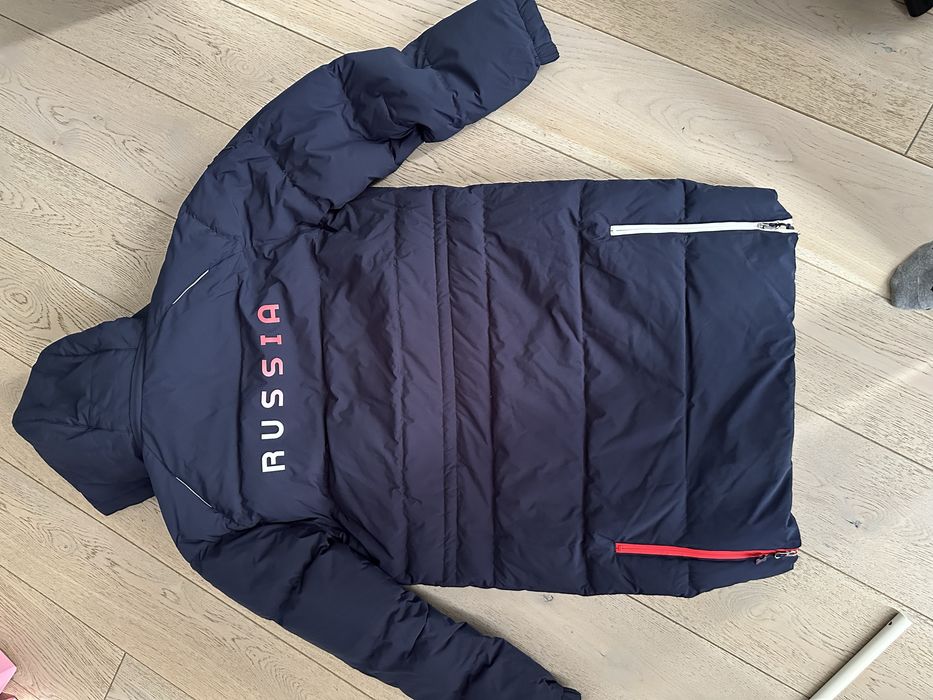 Спортивная куртка и сумка forward.