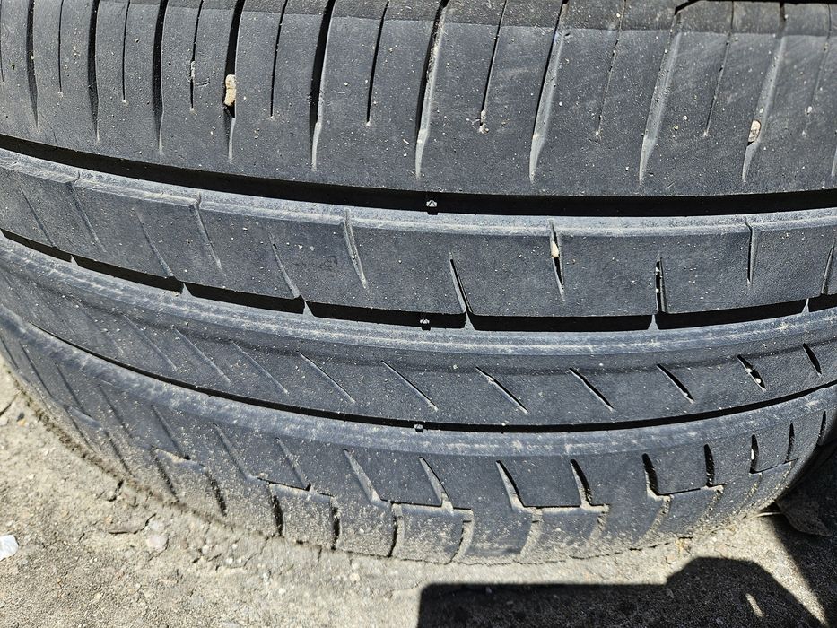 255/45R20 Continental+ Pirelli