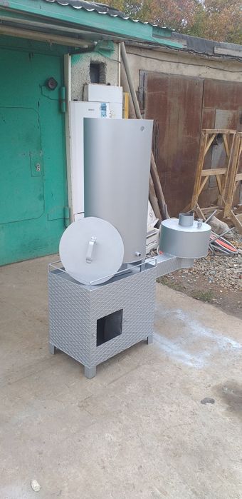 Продам котёл для бани универсальный, газовый.