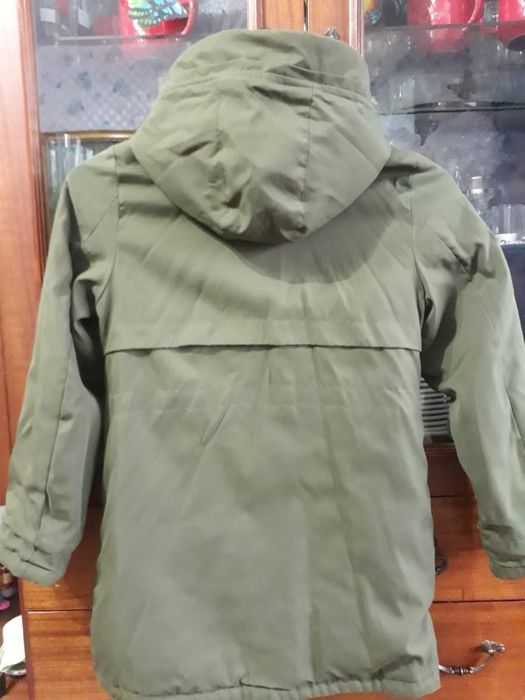 Продам весеннюю куртку