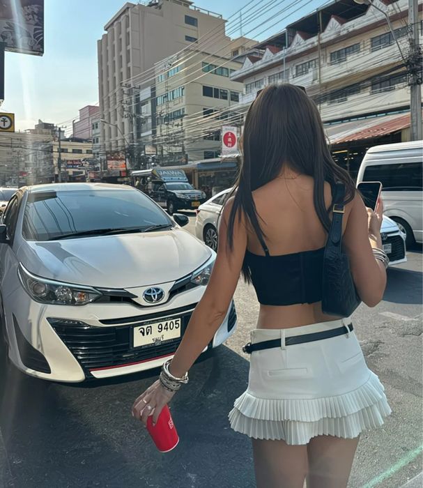 Белая юбка мини