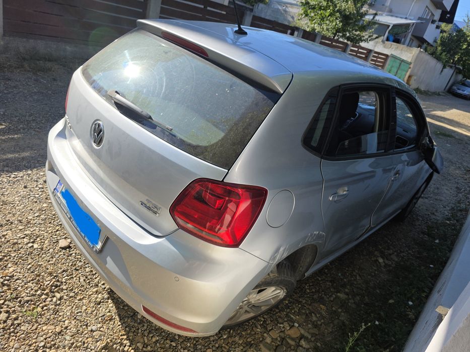 VOLKSWAGEN Polo 2017 — imagine 3