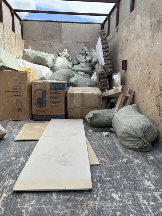 Вывоз мусор из дома и подъездах