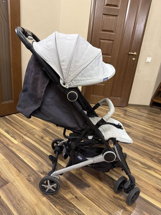 Детская коляска chicco