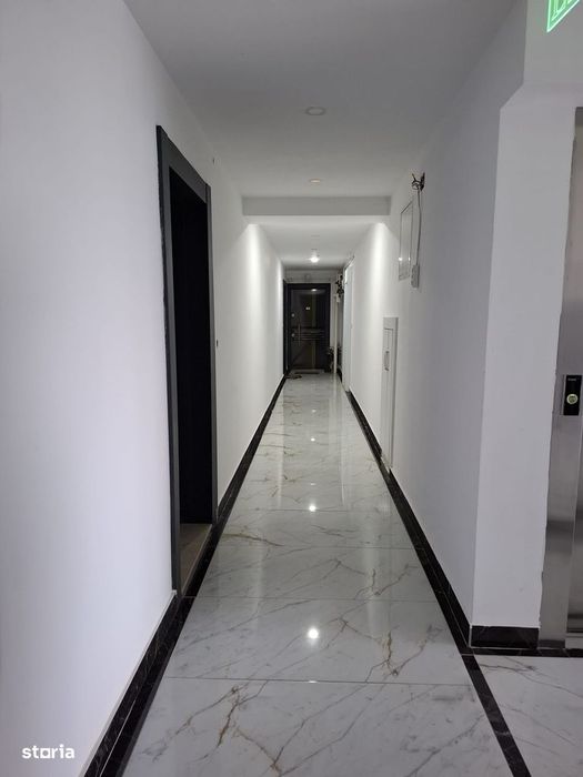Zona Far- Apartament 2 camere , vedere spre mare si port