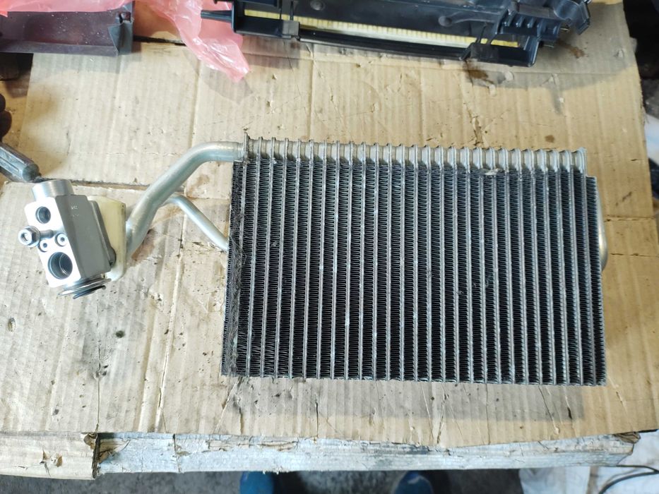 Изпарител Радиатор Климатик MERCEDES E class W211 V6 4matic Tmodel