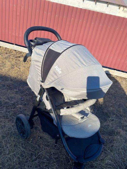 Продам детскую коляску