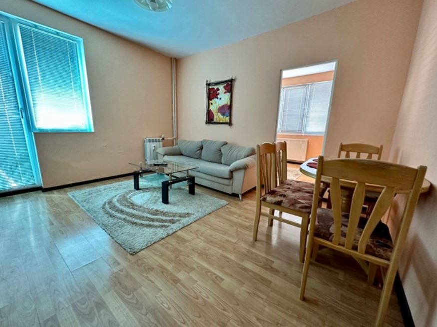 Дава се под наем Тристаен апартамент в София, Младост 4 - 64 кв.м за 698.19 € - Снимка #2