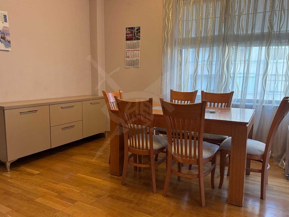 Дава се под наем Тристаен апартамент в Пловдив, Кършияка - 110 кв.м за 747.66 € - Снимка #5