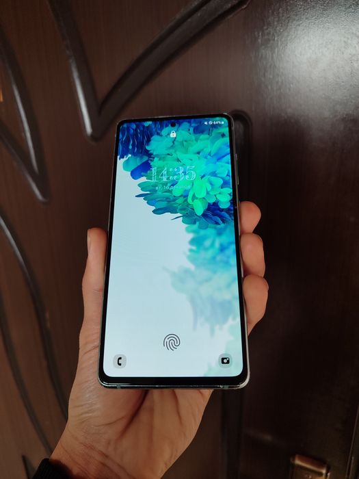 Samsung S20 FE 5G sotiladi