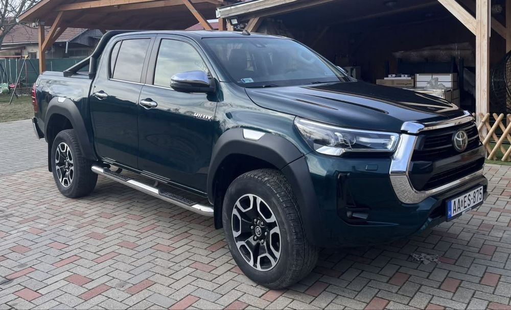 Toyota hilux 2.8 km 98000