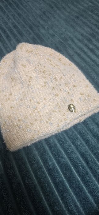 Продам новую шапку