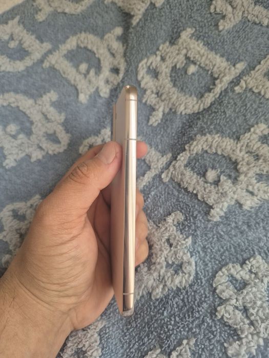 Samsung Galaxy S22 (USA Region) — 220$