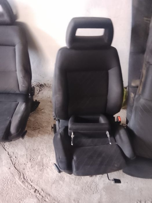 Продам сидения  срочно