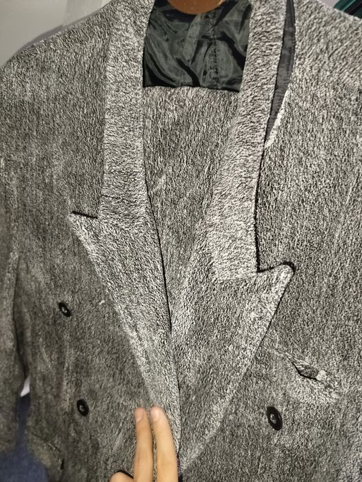 Kastyum shim 42 razmer