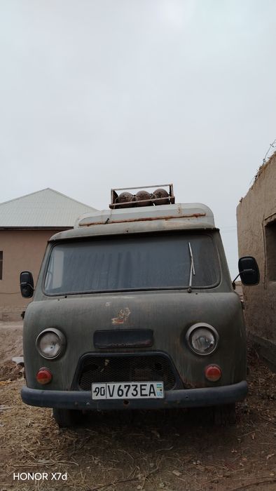 Srochniy sotiladi yurib tutbdi narx kelishiladi