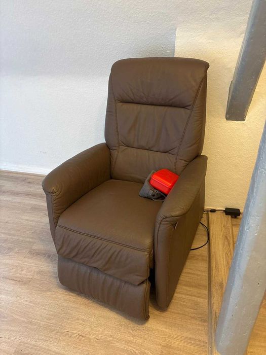 Scaun Electric Cu Telecomanda din piele