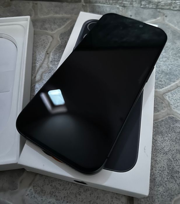 iPhone 17 Bat 100% 256GB