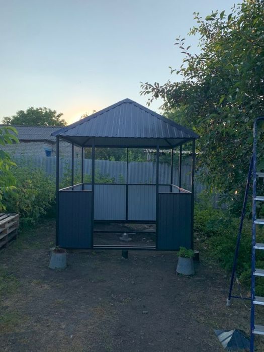 Беседки.крыльцо.лавочки.