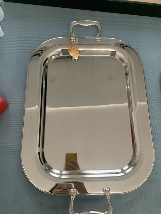 Подносы в комопдекте.