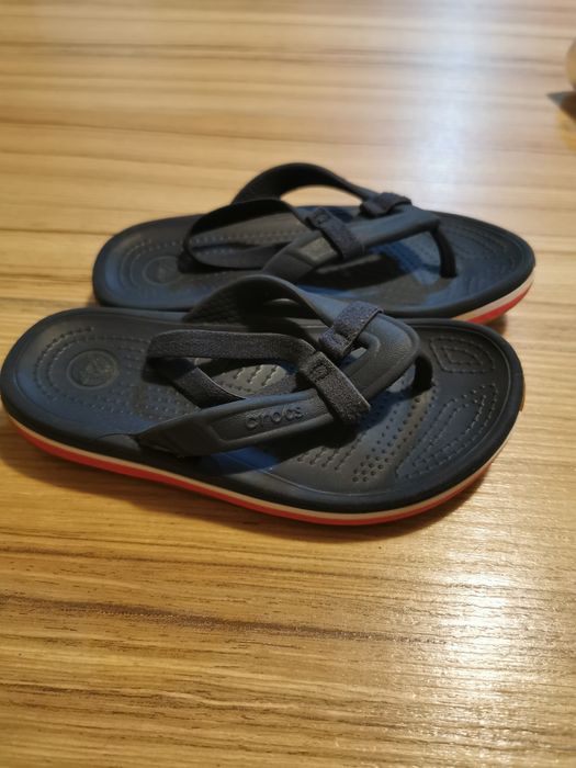 Slapi Crocs 10/11