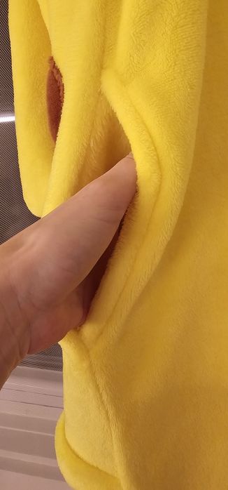 Costum pikachiu marimea M