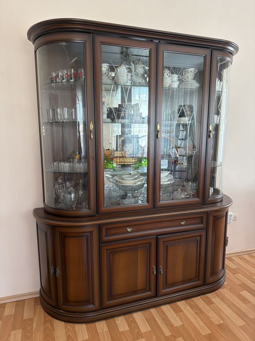 Сервант для гостиной