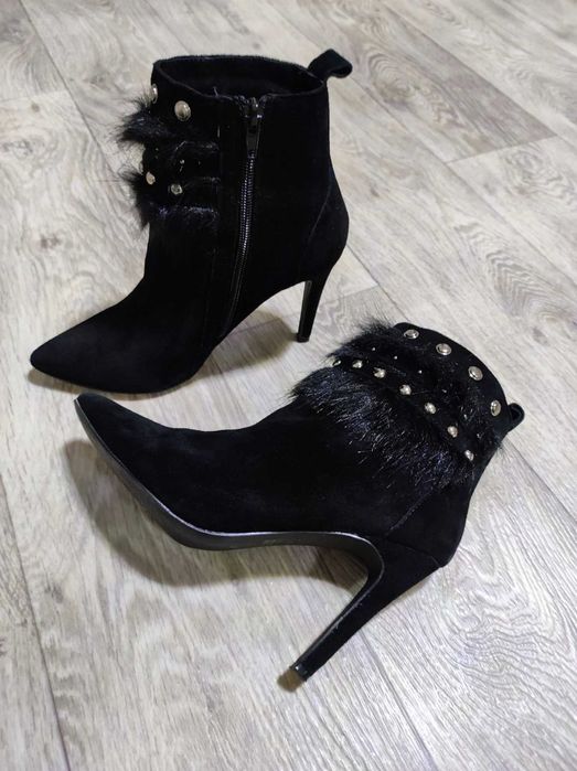 Елегантни велурени боти DANIELE GILARDO с ток-10см. Номер 37