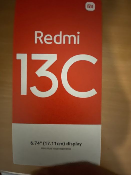 Продаю Redmi 13c на 256/8гб