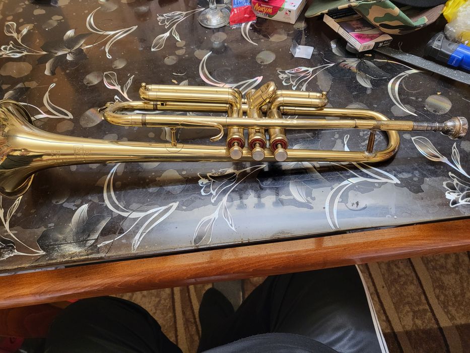 Продава се колекционерски  Немски  Тромпет