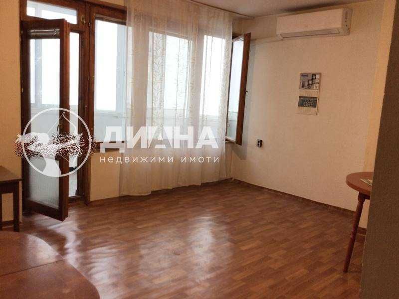 Продава се Тристаен апартамент в Пловдив, Център - 105 кв.м за 2191 €/кв.м - Снимка #3