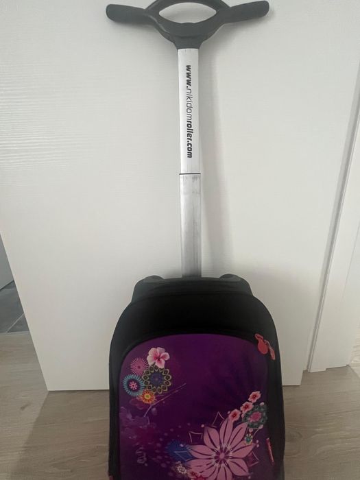 Ghiozdan Troller Nikidom putin folosit