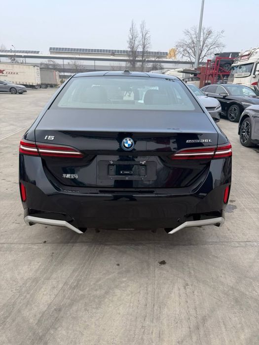 Bmw i5 35l m-sport bez probeg