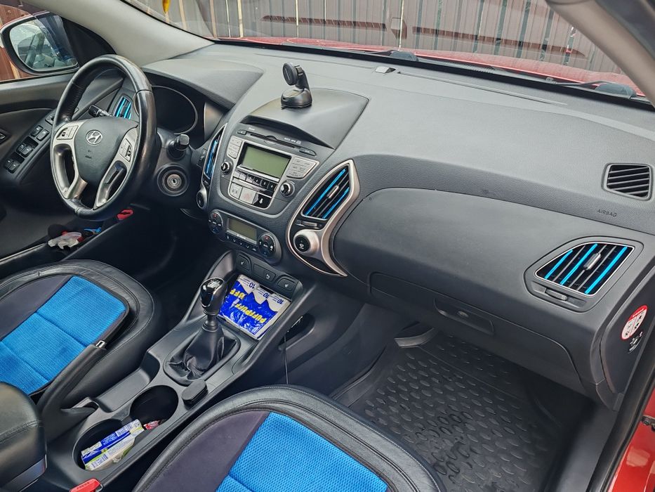 HYUNDAI ix35 2012 — imagine 2