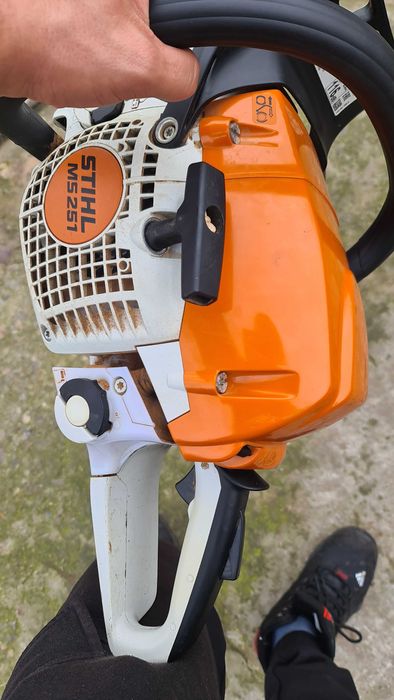Щил Stihl ms251 състояние отлично